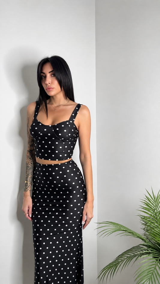 Completo Pois Black
